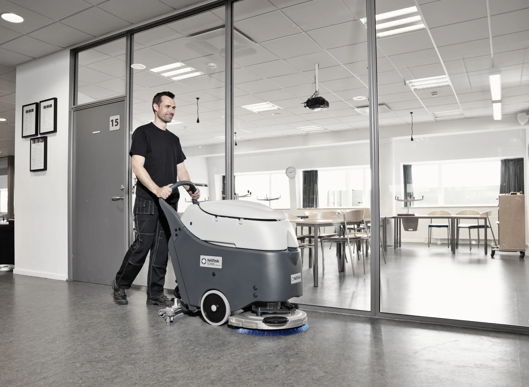 Nilfisk SC450 53B vista 3